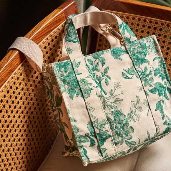 ISO In search of Sézane mini tote bag floral - Picture 2 of 5